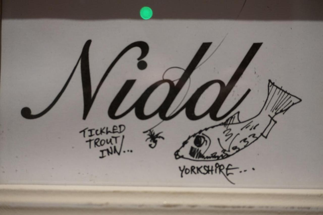 The Tickled Trout Inn Bilton-In-Ainsty York Eksteriør billede